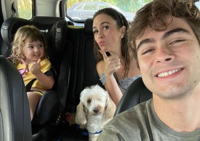 Tatá Werneck com Rafael Vitti e a filha do casal, Clara Maria - Instagram