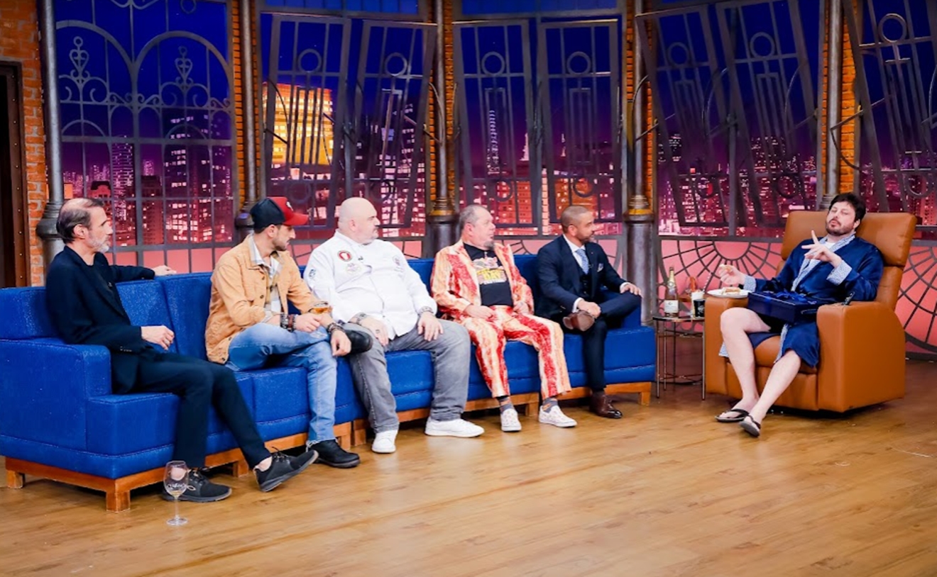 Danilo com seus convidados - (Foto: Lourival Ribeiro/SBT)