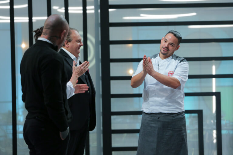 ‘MasterChef Profissionais’: Cláudia, Luciane e Thyago são eliminados na estreia