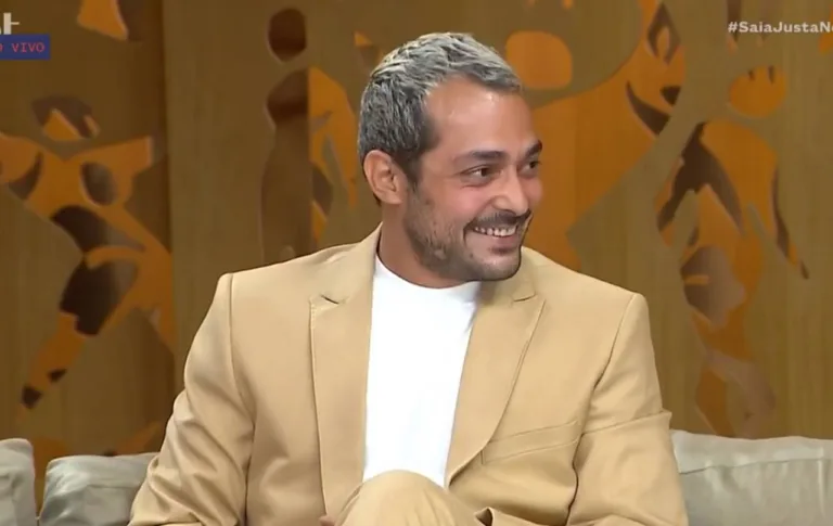 Eduardo Sterblitch revela que gravidez da esposa foi um choque: “turbilhão de emoção”