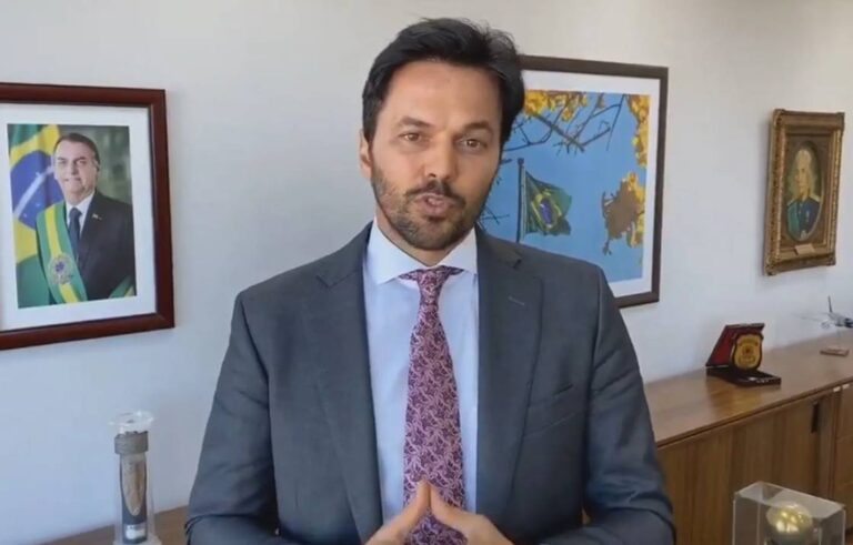 Fábio Faria, marido de Patrícia Abravanel, faz anúncio surpreendente