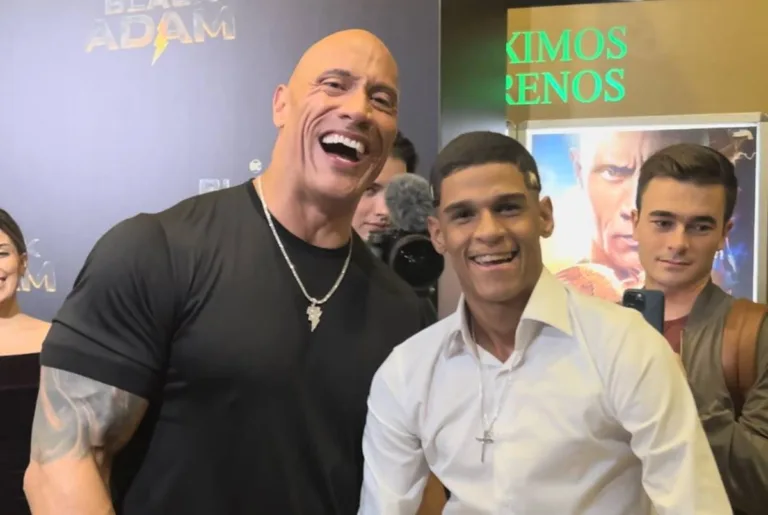 Luva de Pedreiro se encontra com The Rock, o ‘Adão Negro’