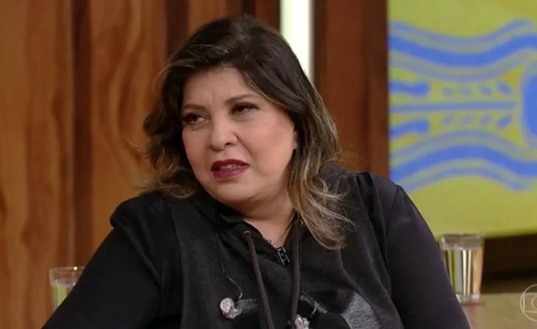Roberta Miranda revela que sofreu preconceito no início da carreira: “Ninguém aceitava”