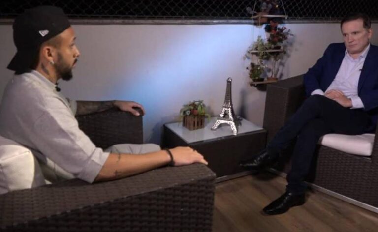 Roberto Cabrini entrevista João Diogo, jogador de futebol acusado de abusar de uma modelo