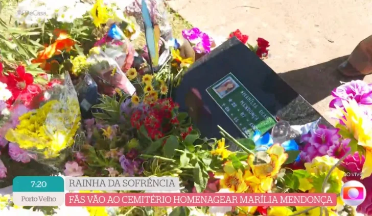 Foto do túmulo de Marília Mendonça (Foto: Reprodução Globo)