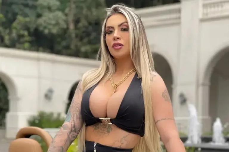 Cirurgia para o aumento do bumbum de Juju Ferrari dá errado e modelo perde R$ 50 mil