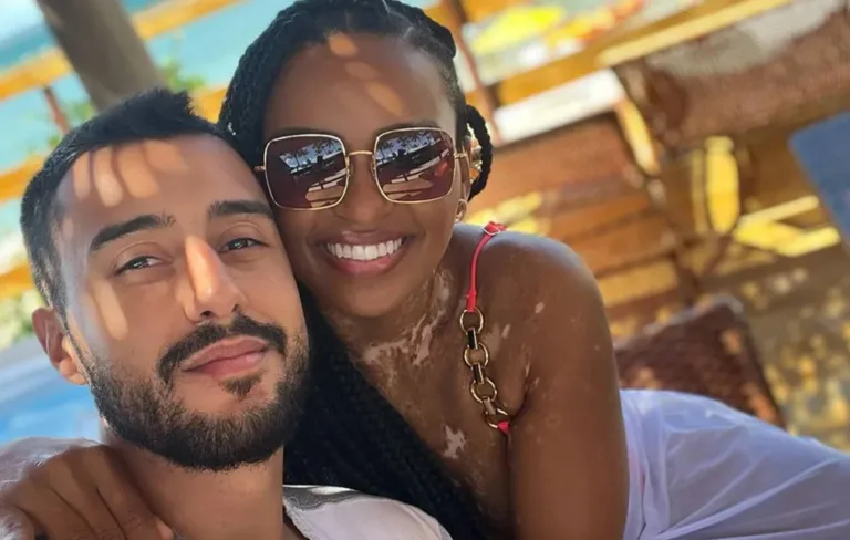 Natália Deodato anuncia gravidez e celebra: “estou muito feliz”