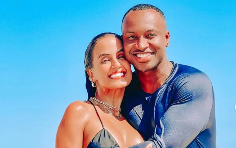 Namorada de Thiaguinho, Carol Peixinho fala sobre filho: ”Meu bebezin”
