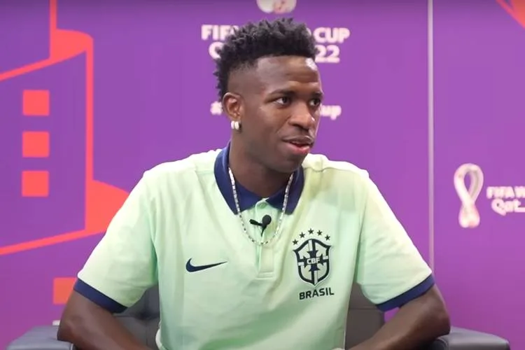 Gol do Brasil é anulado e internautas reclamam: ”Ridículo”