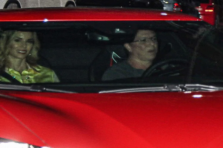 Boninho e Ana Furtado chegam ao aniversário de Angélica de Ferrari