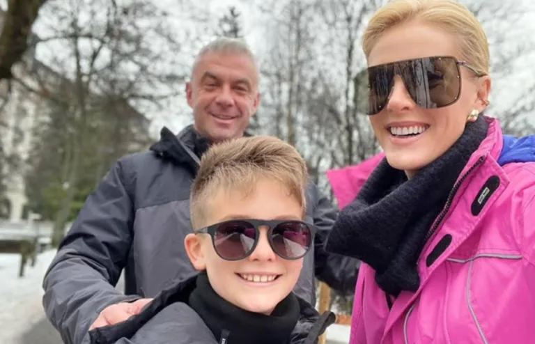 Ana Hickmann leva o filho para ver a neve pela primeira vez