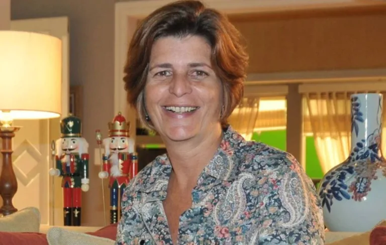 Cristianne Fridman deixa a Record TV após 17 anos na emissora