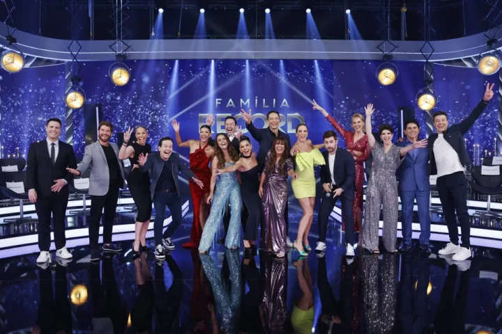 Familia Record Familia Record (Antônio Chahestian/Record TV)