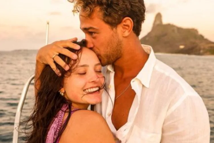 Larissa Manoela e André Luiz Frambach reprodução Instagram