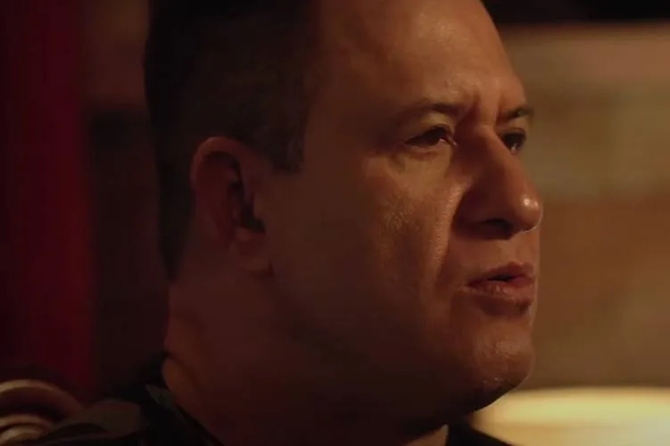 Após ser internado, Marrone surge ao lado de amigo