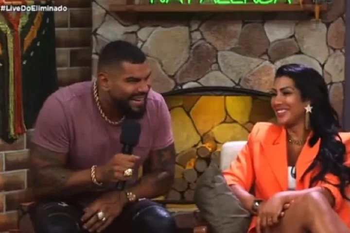 Naldo e Moranguinho (Foto: Reprodução/Payplus)