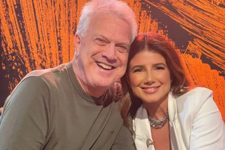 Paula Fernandes e Pedro Bial (Foto: Reprodução Instagram)