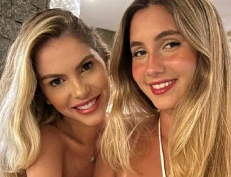 Em foto rara, Bárbara Evans aparece ao lado da irmã