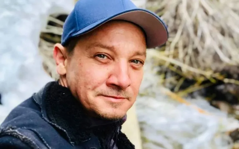 Jeremy Renner, astro de ‘Vingadores’, passa por duas cirurgias e está na UTI
