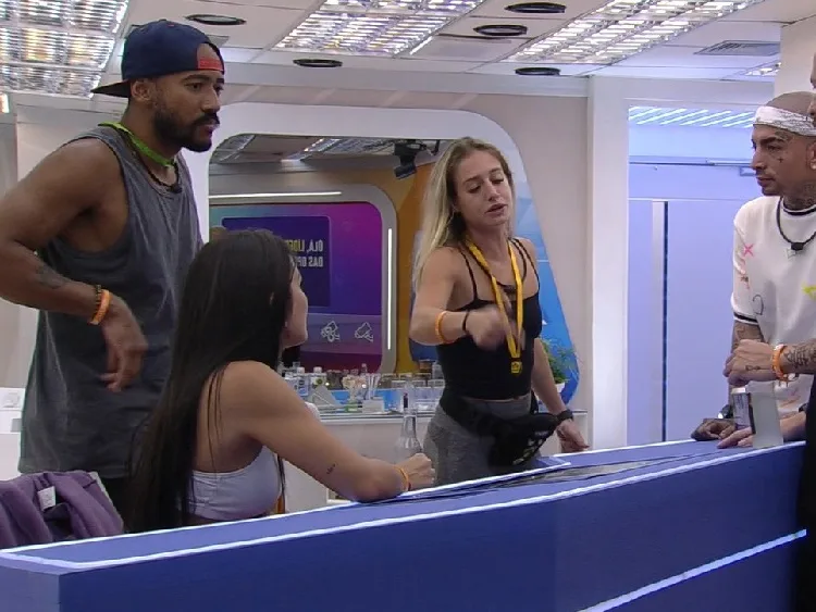 BBB23: Integrantes do VIP se chocam ao ver brothers falando mal deles