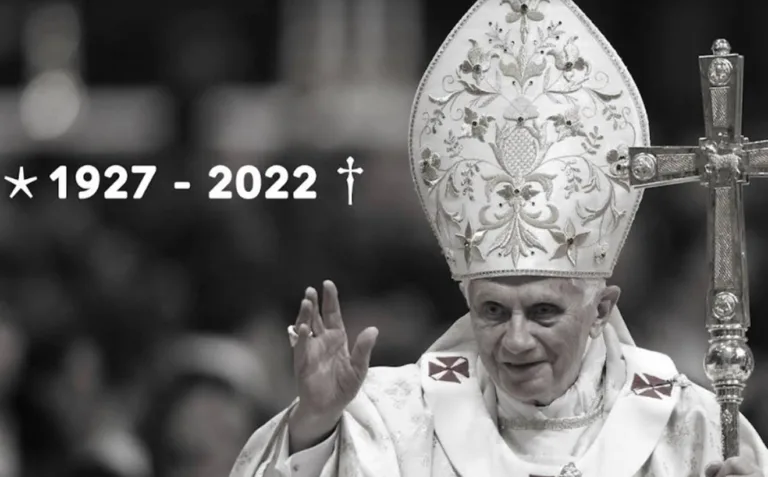 TV Aparecida exibe programação especial em homenagem ao Papa Emérito Bento XVI