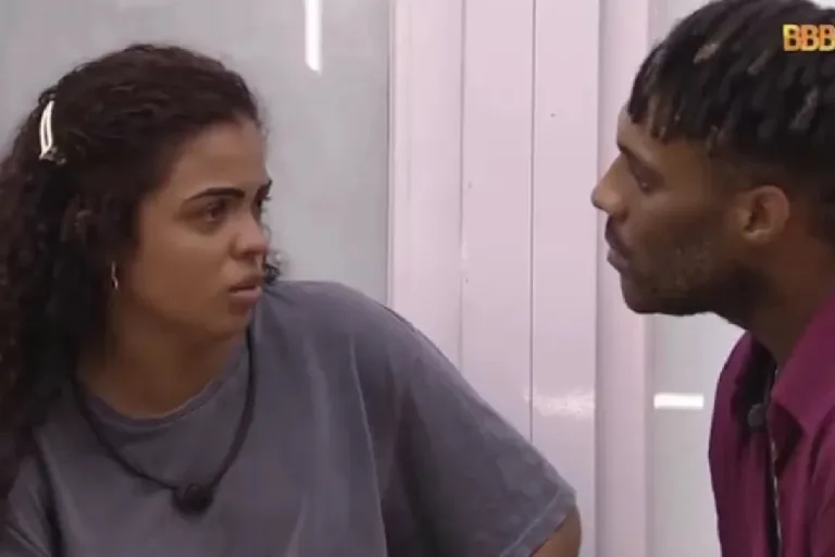 BBB23: Paula chora feito criança em conversa com Fred Nicácio sobre afastamento entre os dois
