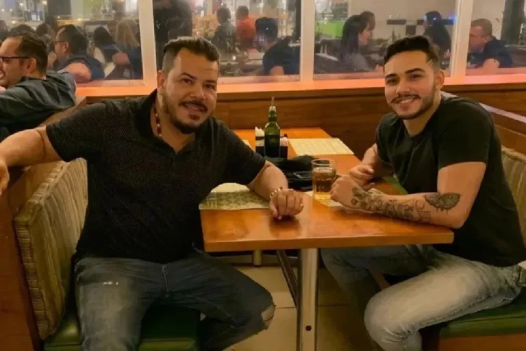 Filho de Renatinho, pagodeiro que infartou em show, lamenta não ter se preparado para a morte do pai