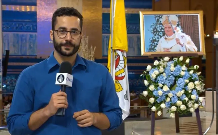 ‘Bento XVI – O Papa da Coragem’ é tema de grande reportagem da TV Aparecida; saiba mais