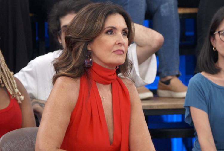 Fátima Bernardes participa do ‘Altas Horas’ e expõe aprendizado ao longo dos anos: “fui aprendendo”
