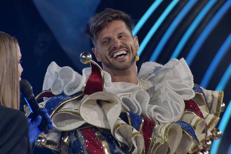 Desmascarado, Fernando Fernandes conta como foi a experiência de participar do ‘The Masked Singer Brasil’