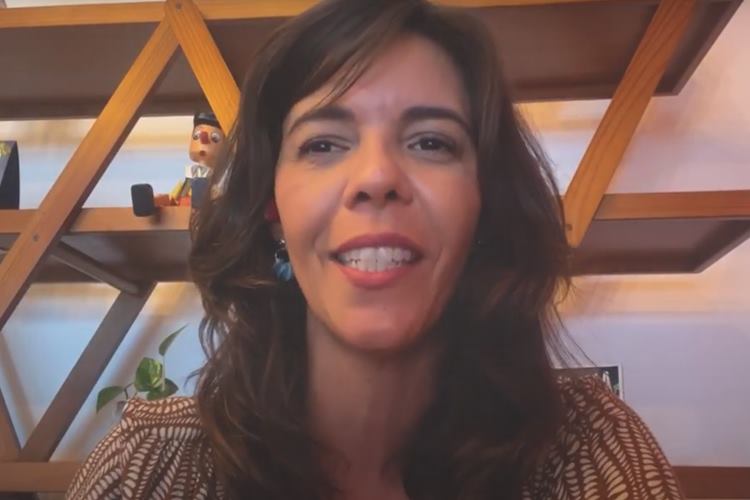 Flávia Reis explica motivo de ter ficado fora da TV por 10 anos