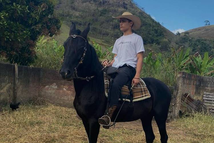 Família de Gabriel Netto se pronuncia sobre a morte do influenciador: “dor e saudade”