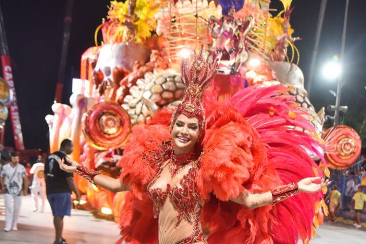 Imperatriz Leopoldinense - Marina Ferrari