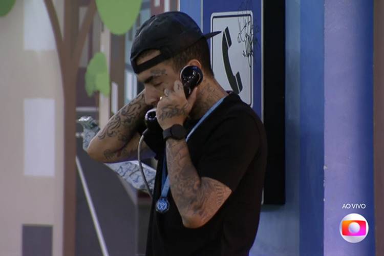 BBB23: MC Guimê atende o ‘Big Fone’ e conquista o ‘Poder Supremo’