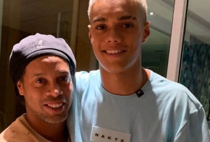 Ronaldinho e João Mendes Ronaldinho e João Mendes