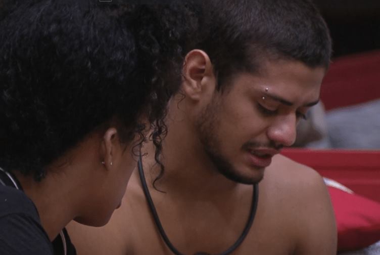 Gabriel, do BBB23, chora e expõe paixão por Bruna: ”Aconteceu”