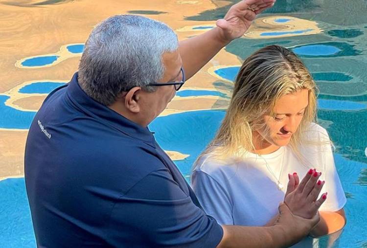 Marina Liberato, filha de Gugu, é batizada nos EUA: “a decisão mais importante da minha vida”