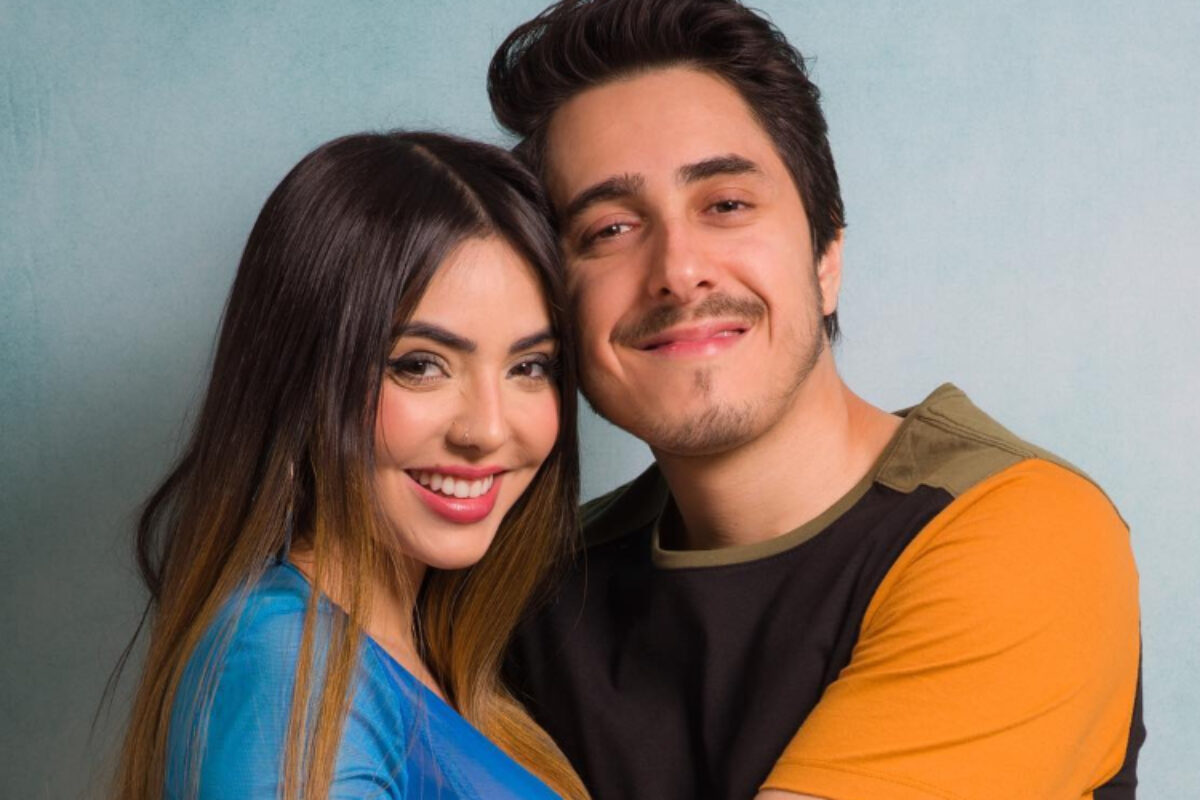Nyvi Estephan desabafa após receber críticas por conta de relacionamento  com youtuber: 'Não aguento' - Área VIP