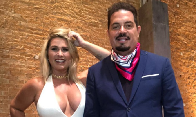 Termina a cirurgia de Conrado, esposo da ex-paquita Andrea Sorvetão; quadro de saúde é divulgado