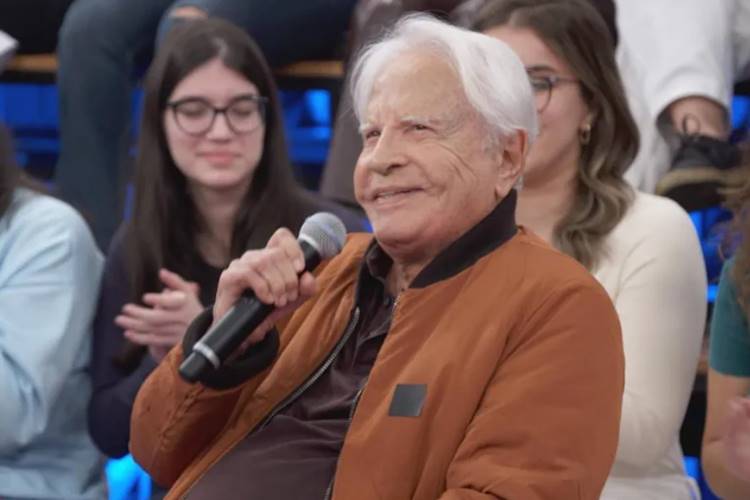 Aos 95 anos, Cid Moreira expõe dificuldade com a voz: “tive problema”