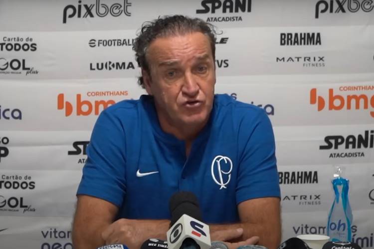 Após sofrer ataques, Cuca emite nota e revela que não irá ‘tolerar afrontas e ofensas’
