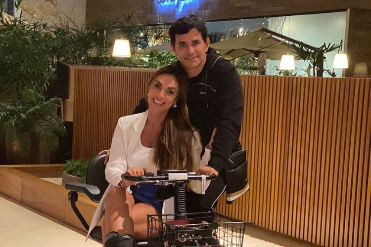 Nicole Bahls surge ao lado de ex-namorado após descobrir traição e gera polêmica