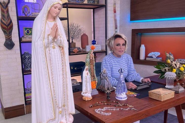 Ana Maria Braga emociona ao compartilhar oração: “rogai por nós”