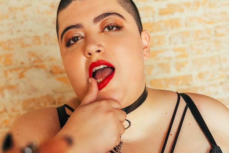 Ana Vilela desabafa após ser vítima de ataques por perfil no OnlyFans: “Sabia que iam criticar”