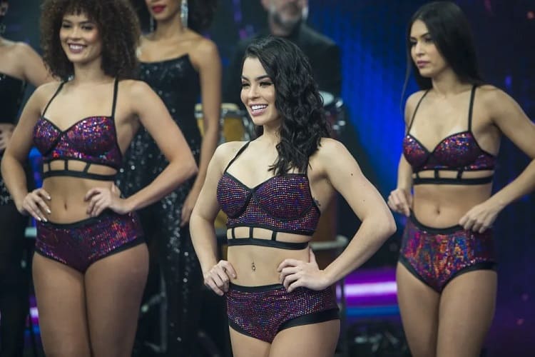 Ex-bailarina do Faustão diz que as moças eram assediadas pelos famosos que iam ao programa