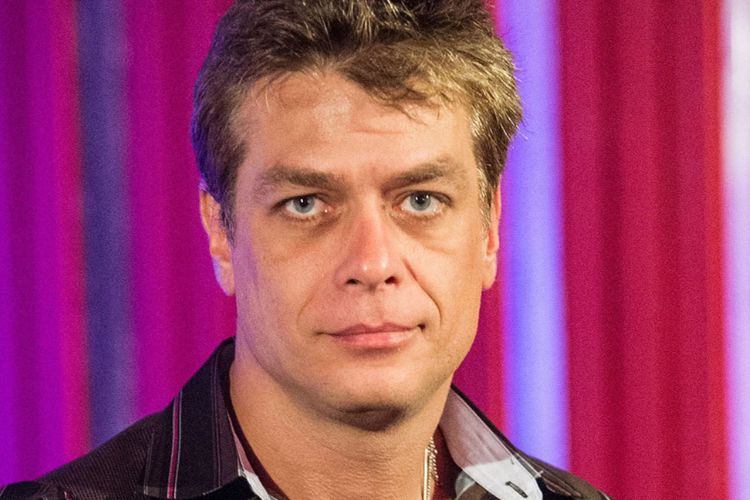Fábio Assunção investe em ‘nova carreira’ e flagra em faculdade gera polêmica