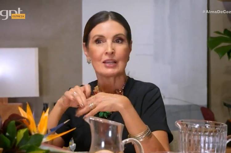 Fátima Bernardes desabafa sobre saída do Jornal Nacional: “as pessoas me cobravam”