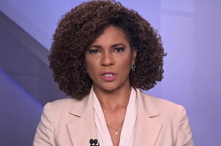 Luciana Barreto, âncora da CNN Brasil, se emociona ao falar sobre ataques contra Vini Jr