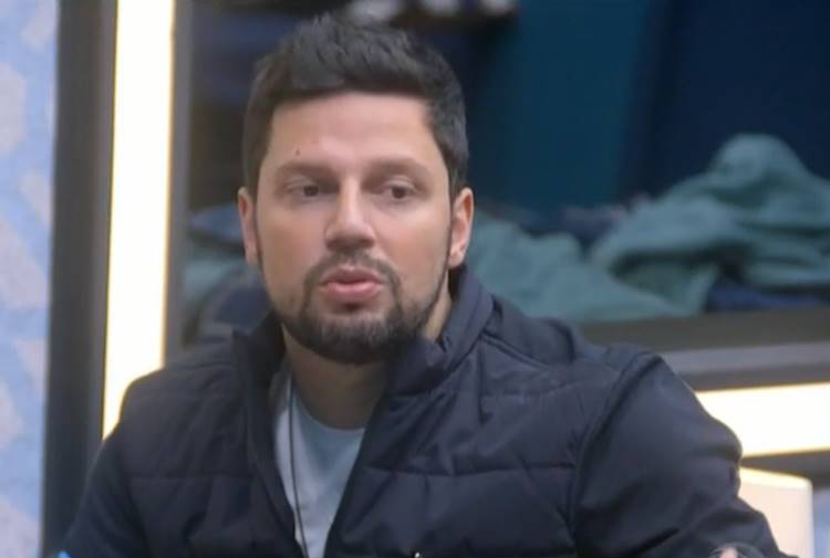 Cantor Thiago Servo - Foto: Record TV
