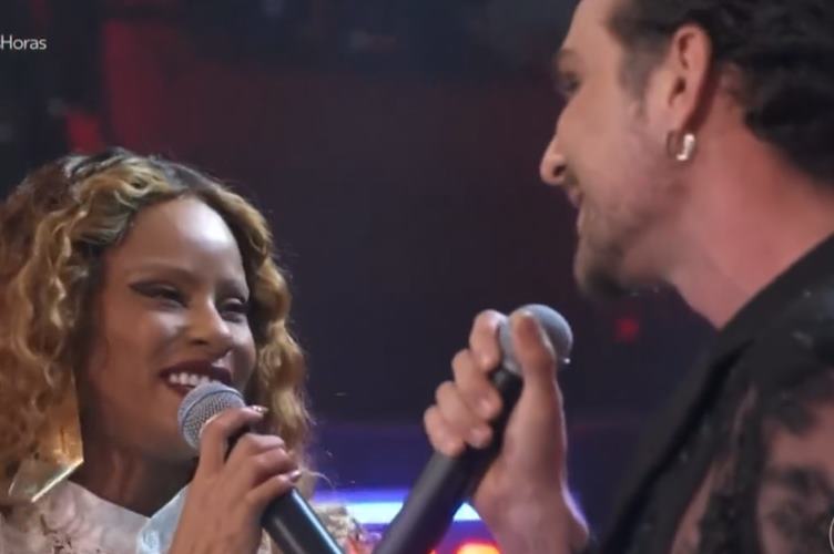 Aline Wirley e o marido fazem apresentação emocionante no Altas Horas: ”Casal maravilhoso”